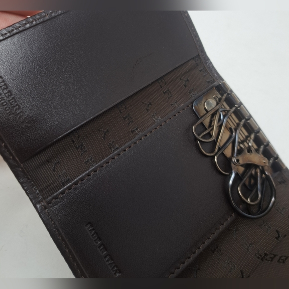 NEW Burberry Key Card Holder Wallet Nova Check Leather Y2K Fiocchi Italy 4x3.5" - Picture 9 of 15